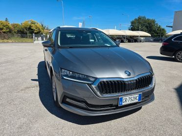 Skoda Octavia 2.0 TDI EVO SCR DSG Wagon Ambition