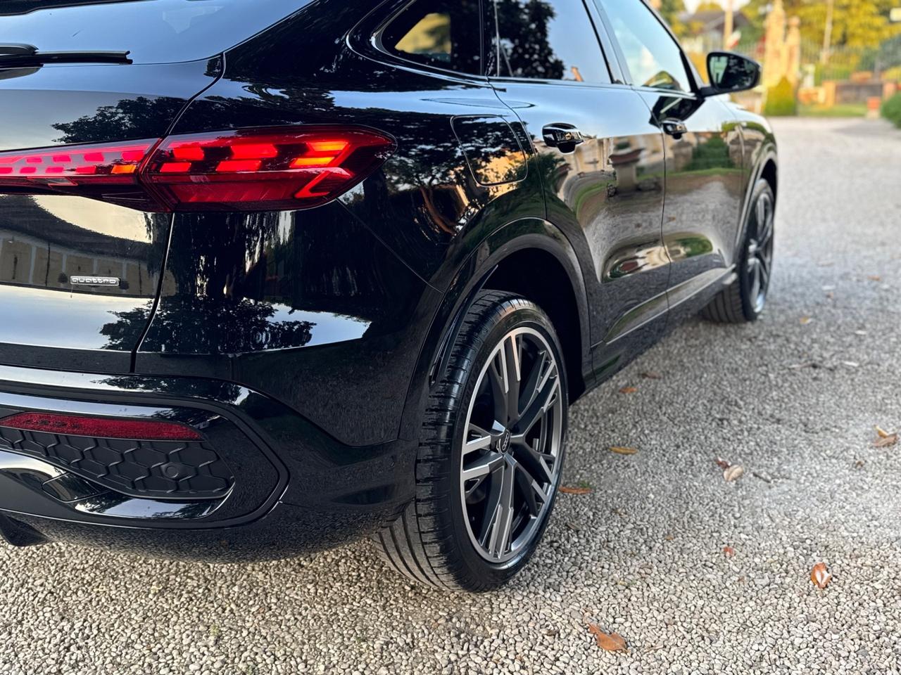 Audi Q5 SPB TDI 150 kW mHEV+ S tronic quattro line edition