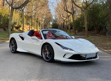 FERRARI F8 Spider "SPEDIZIONE SU RICHIESTA IN TUTTO IL MONDO"