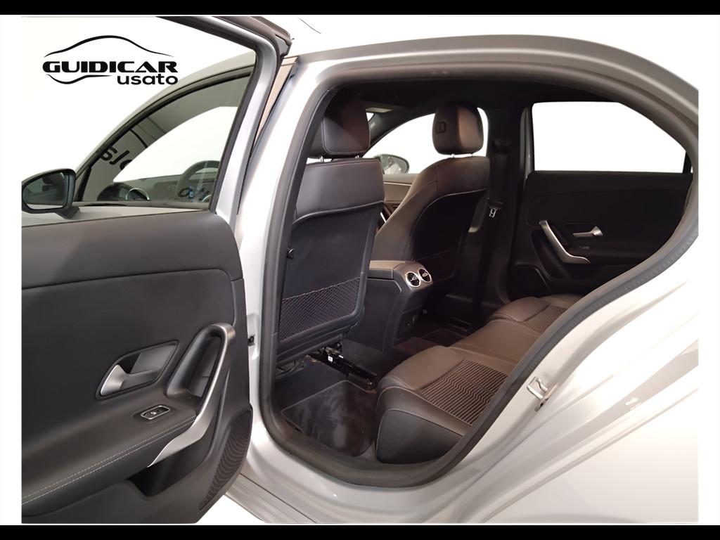 Mercedes-Benz Classe A - W177 2018 - A 180 d Sport auto