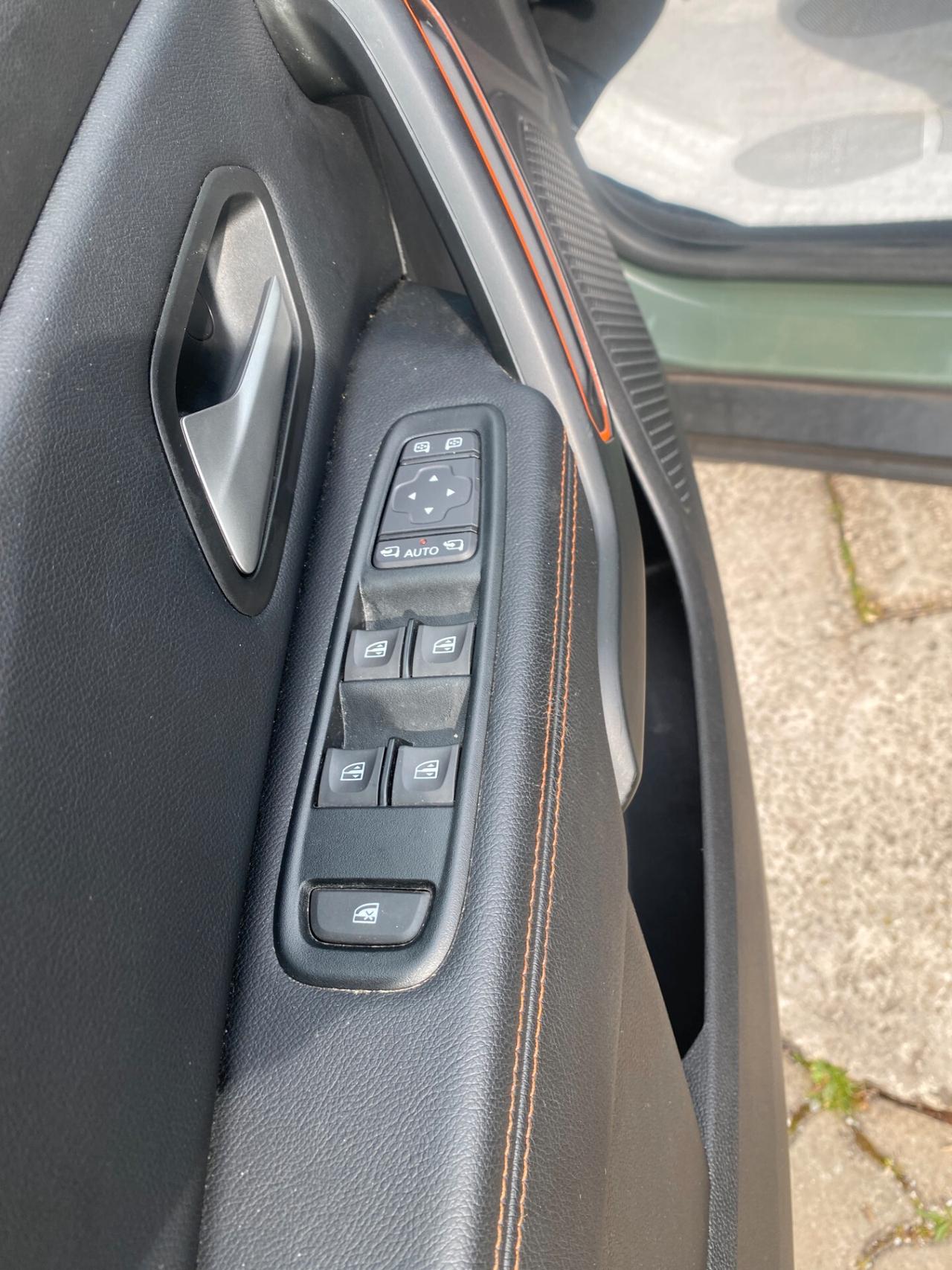 Dacia Duster 1.0 TCe GPL 4x2 Prestige ---KM CERTIFICATI DACIA---