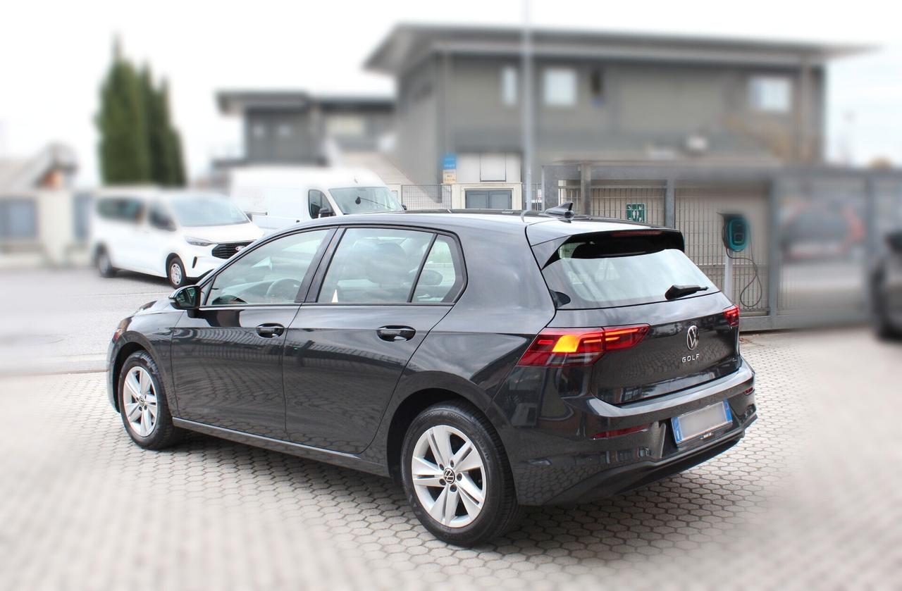 Volkswagen Golf 2.0 TDI 115CV DSG SCR Life ***BLACK WEEK -5% di sconto***