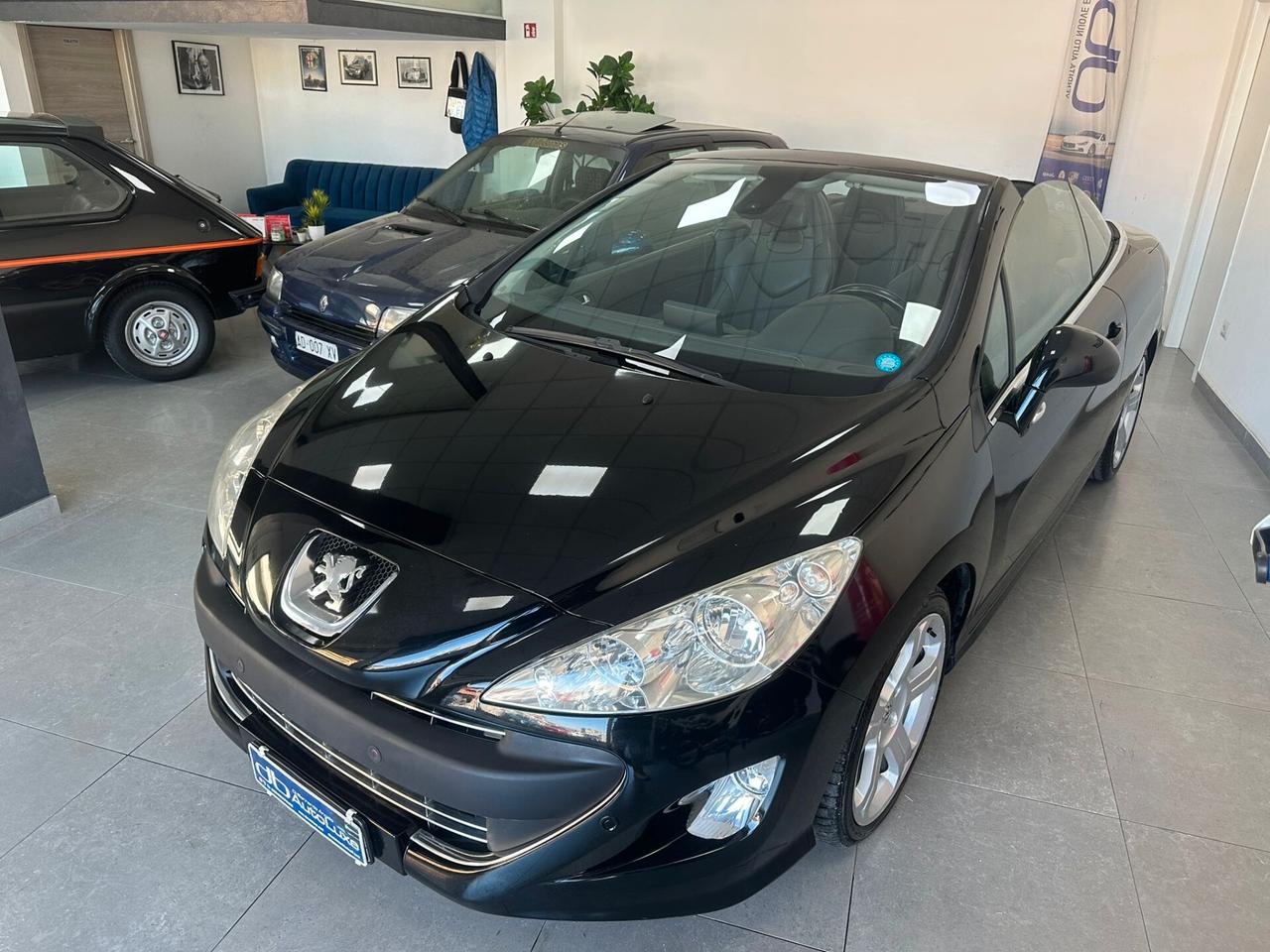 Peugeot 308 2.0 HDi 140CV CC Féline