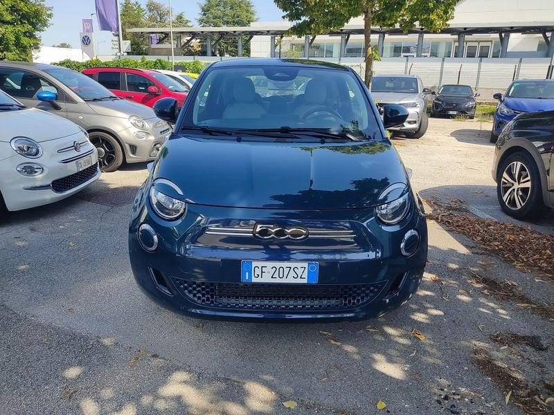 FIAT 500 IV 2020 500e 42 kWh Icon