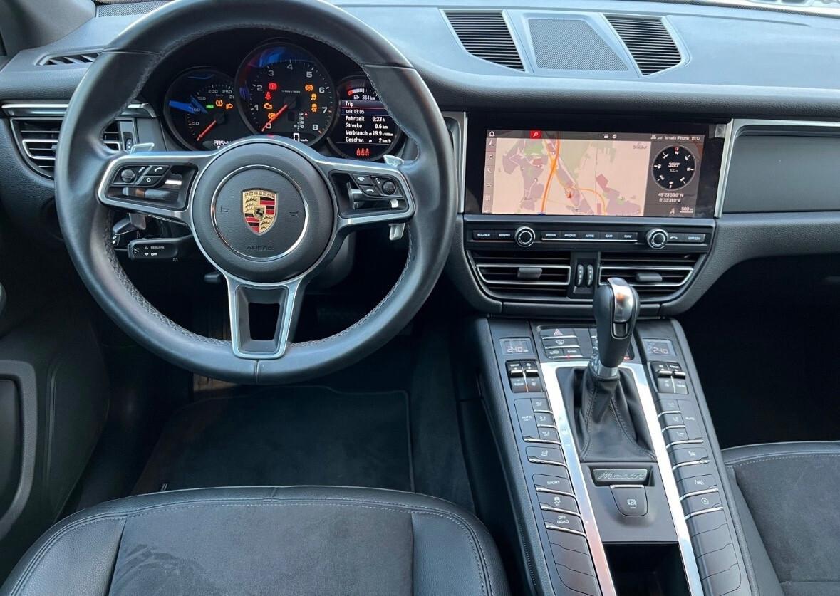 Porsche Macan 2.0 Benzina Aut Navi