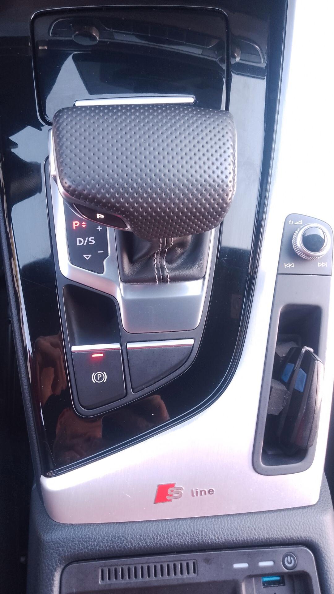 Audi A4 Avant 40 g-tron S tronic line edition 2021