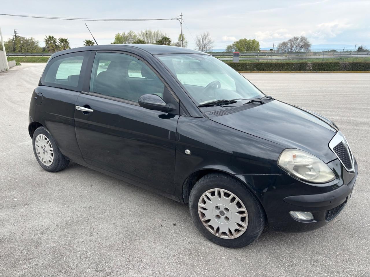 Lancia Ypsilon 1.2 16V Argento