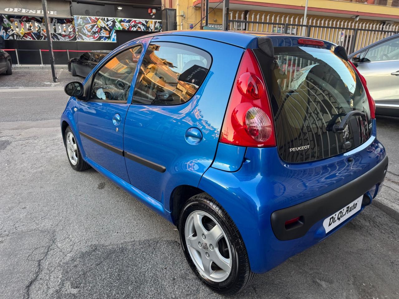 Peugeot 107 1.0 68CV 5p. Plaisir