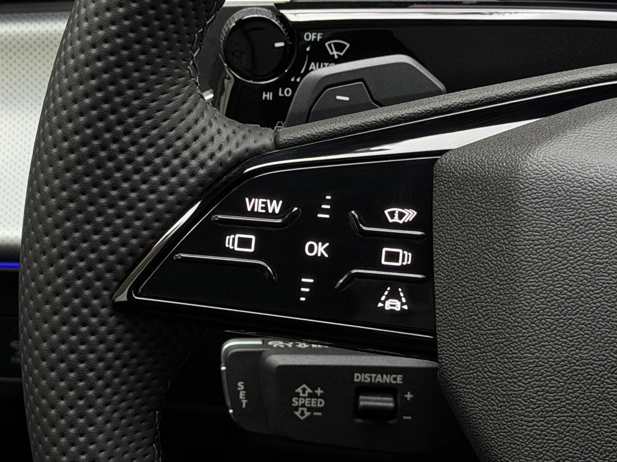 New Audi Q3 Sportback 35TDI S-line Identity Black 150CV