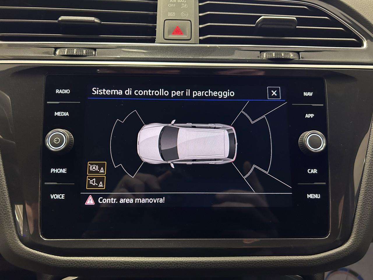 Volkswagen Tiguan 2.0 TDI 150 CV SCR DSG R-Line