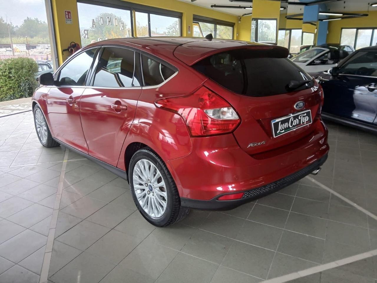 Ford Focus 2.0 TDCi 115 CV cambio automatico full