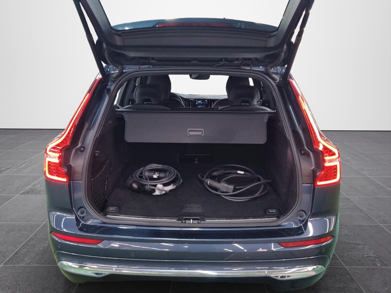Volvo XC 60 T6 Recharge Plug-in Hybrid AWD automatico Plus Bright