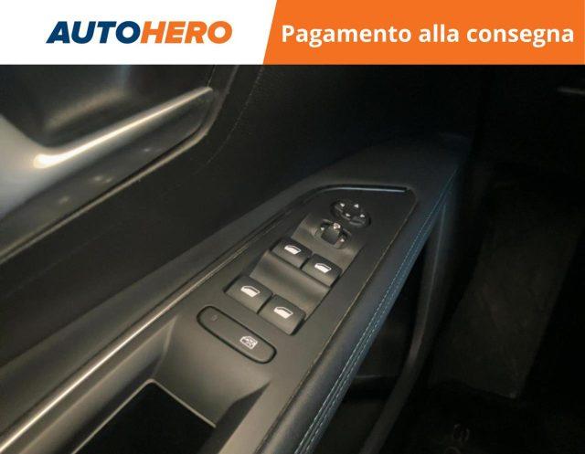 PEUGEOT 3008 Hybrid 225 e-EAT8 Allure Pack