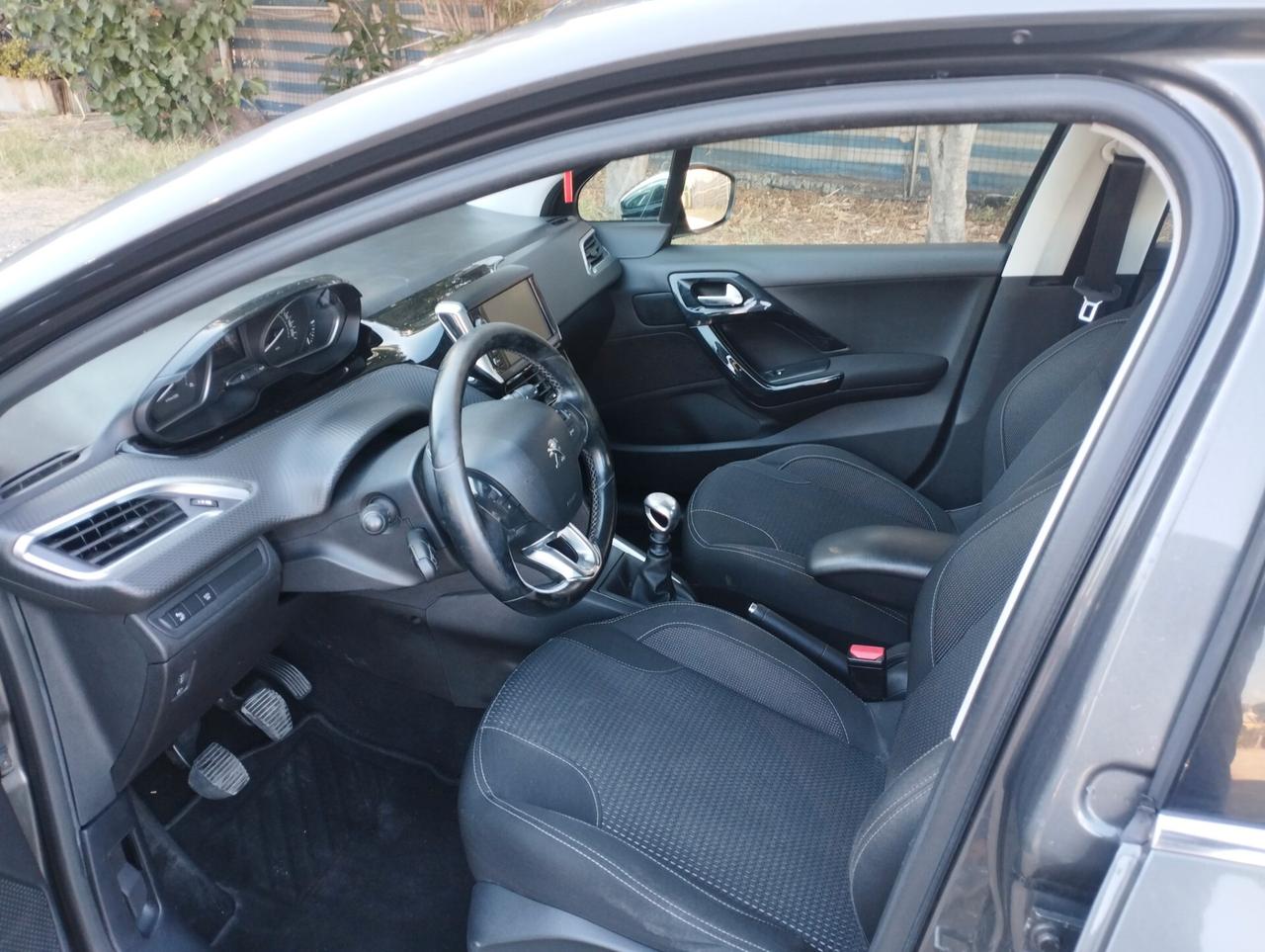 Peugeot 208 BlueHDi 100 S&S 5 porte GT Line