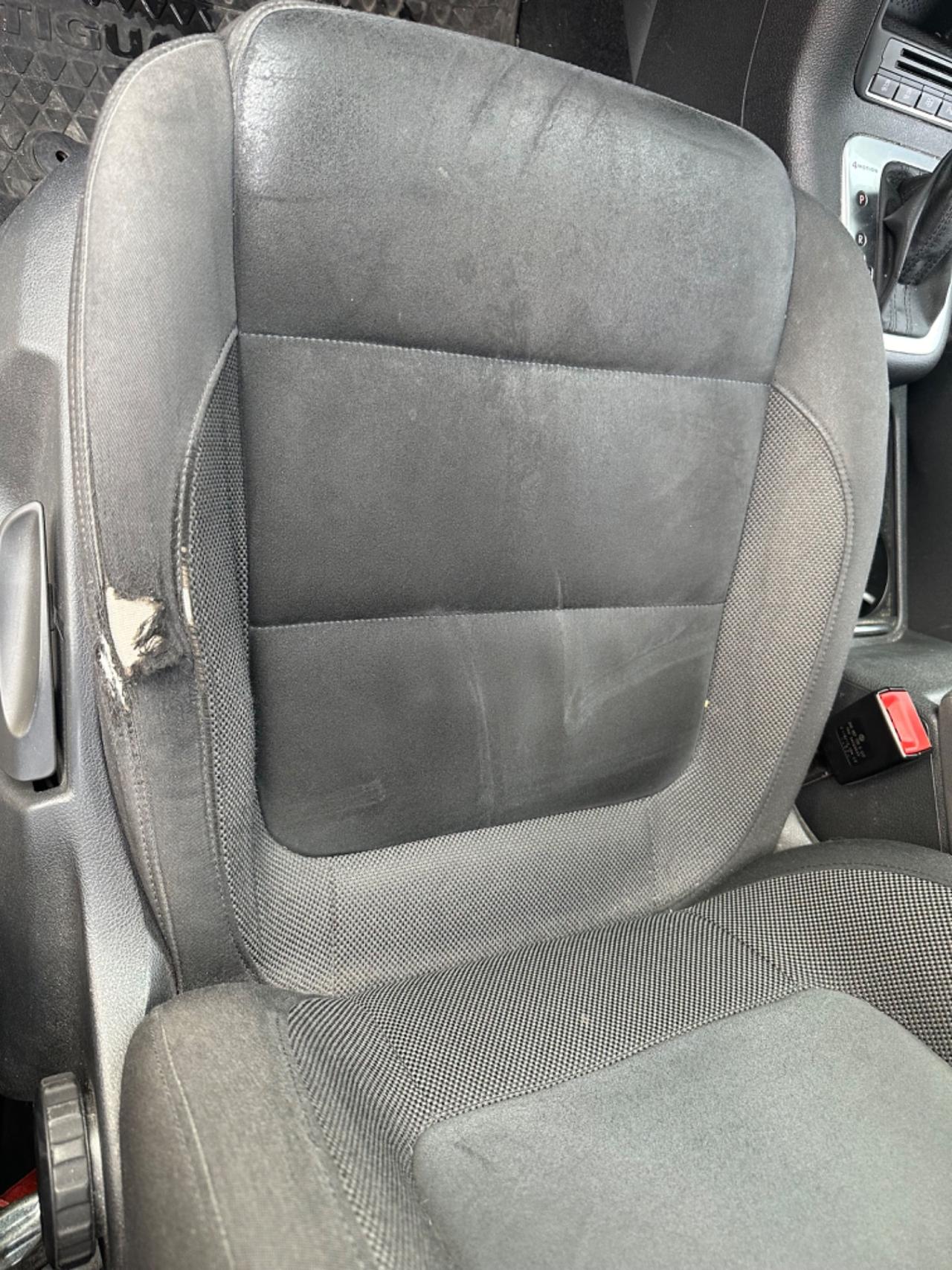 VOLKSWAGEN TIGUAN 2.0 TDI CAMBIO AUTO. 4 MOTION