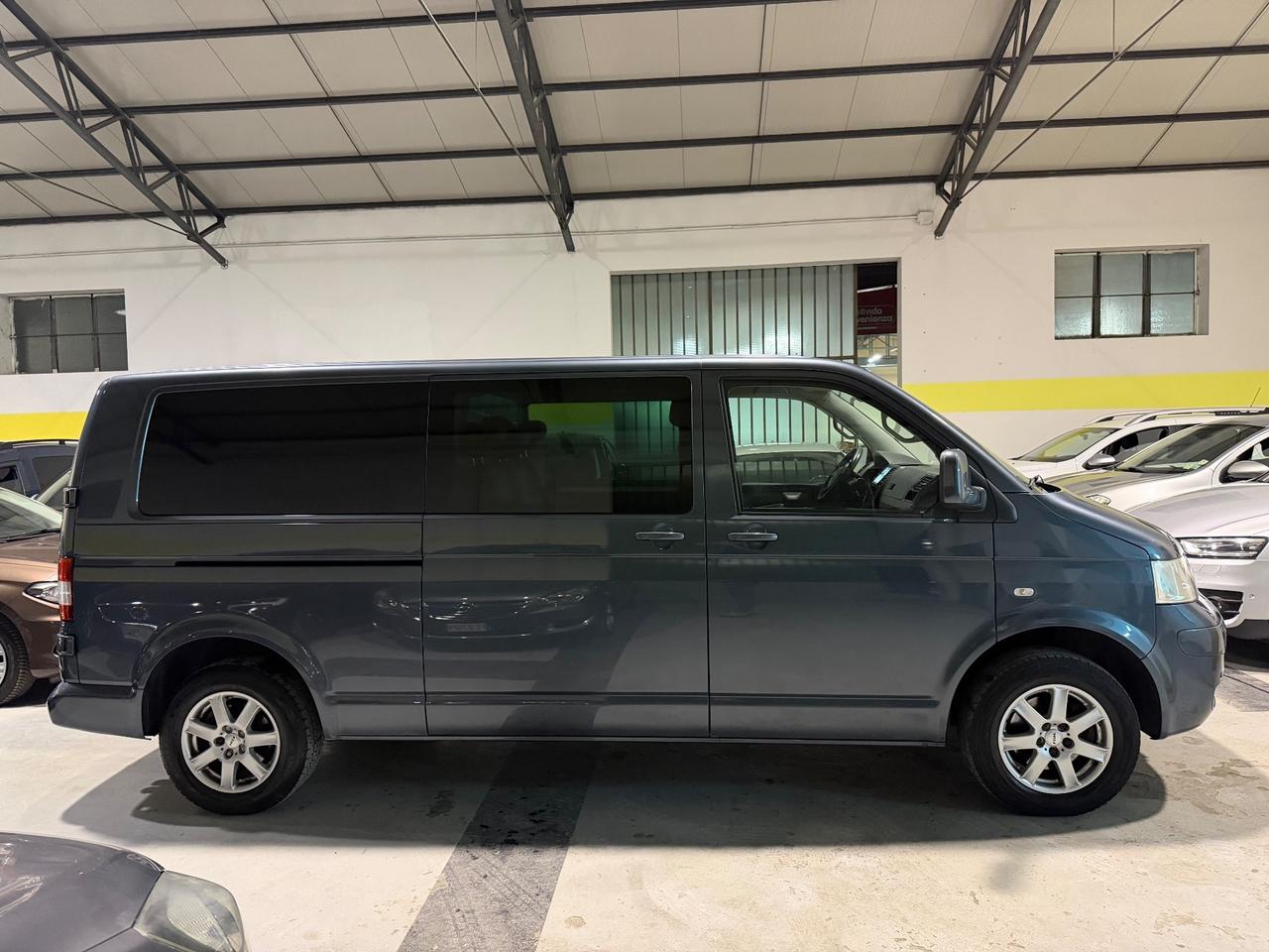 Volkswagen Transporter T-EDITION FULL 2.5 TDI 180CV DSG 2010