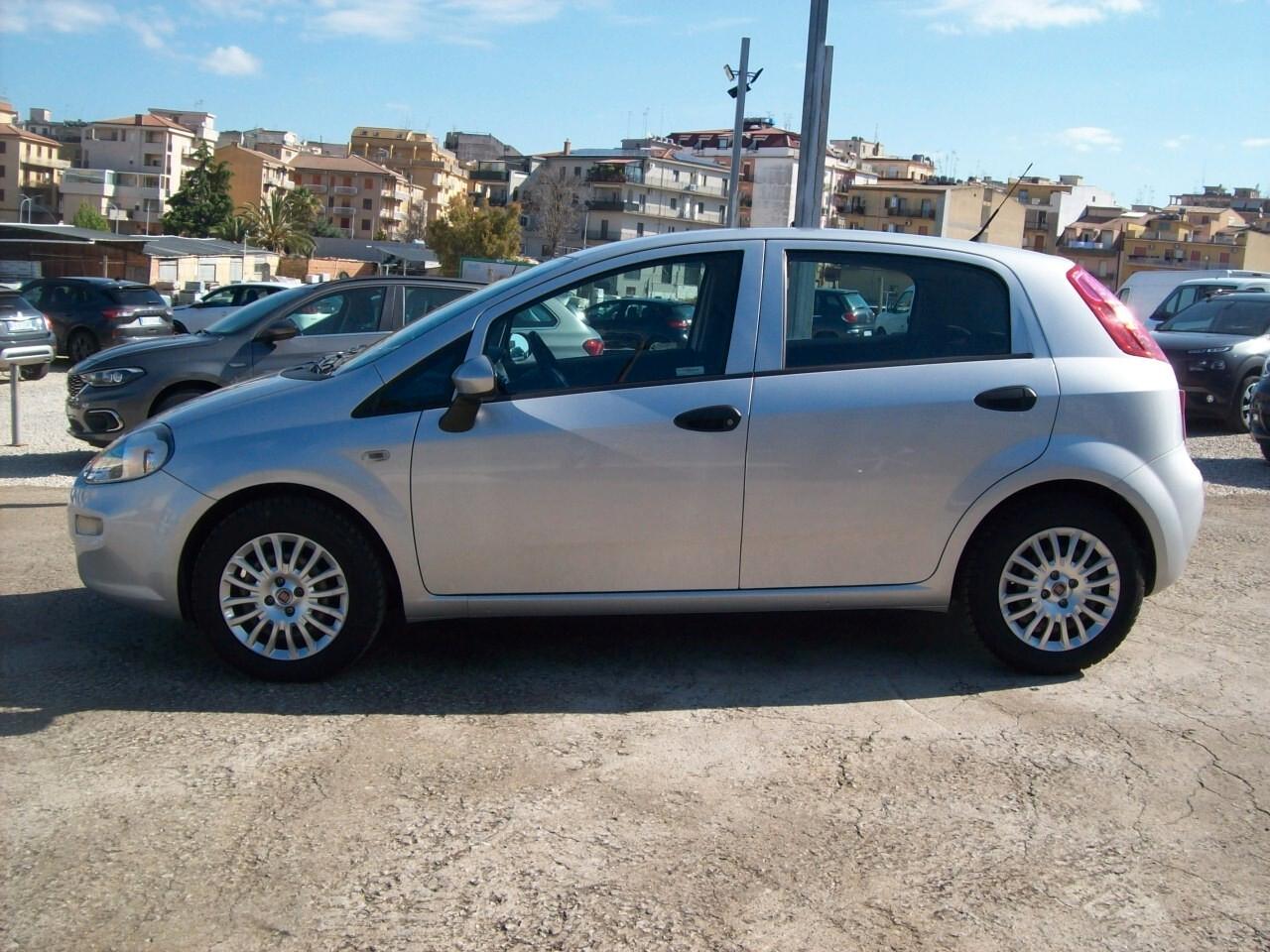 FIAT G.PUNTO 1.2 BZ 5P "KM.86000" 2016