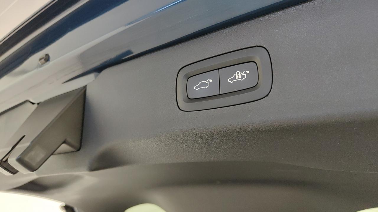 LYNK & CO 01 1.5 td phev auto