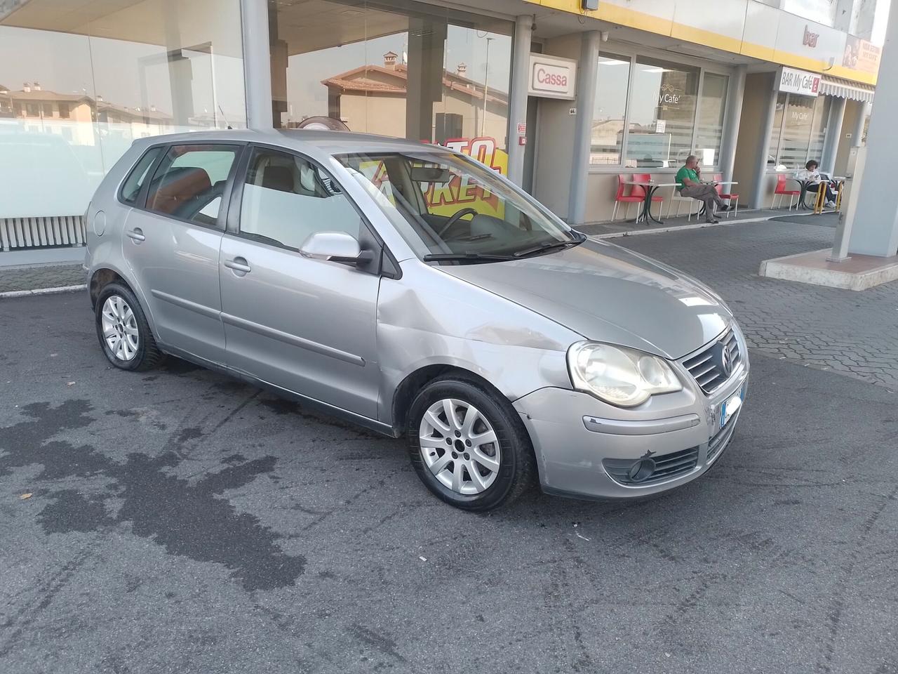 Volkswagen Polo 1.4/80CV TDI 5p. Sportline