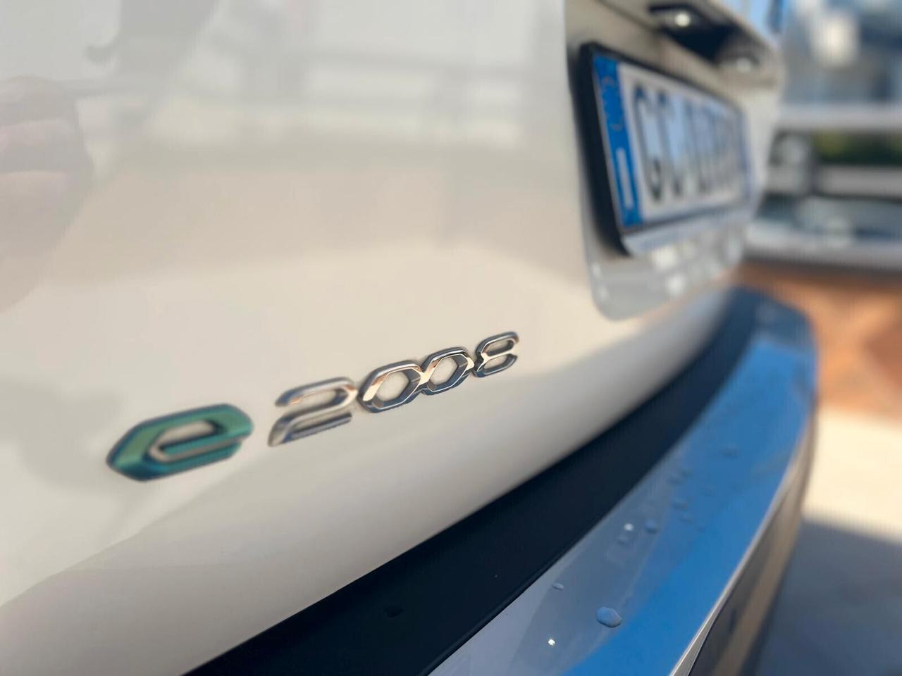 PEUGEOT e-2008 GT Line 100kW Unico proprietario - TETTO FULL LED KM 51.000