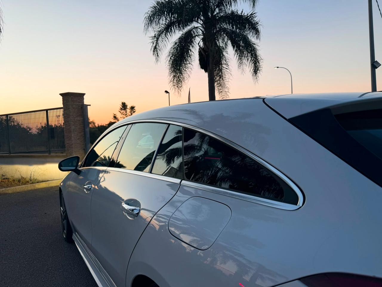 Mercedes-benz CLA 200d Automatic SB Premium AMG Led Ambient