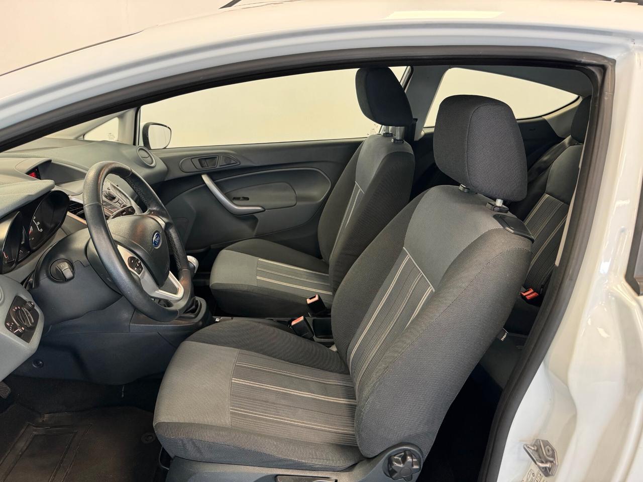 Ford Fiesta Fiesta+ 1.2 82CV 3 porte NEOPATENTATI