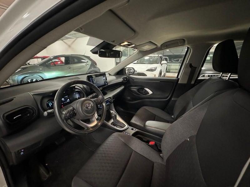 Toyota Yaris Hybrid Trend MY22