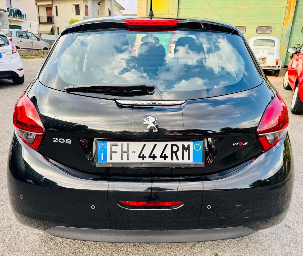 Peugeot 208 BlueHDi 75 5 porte Allure