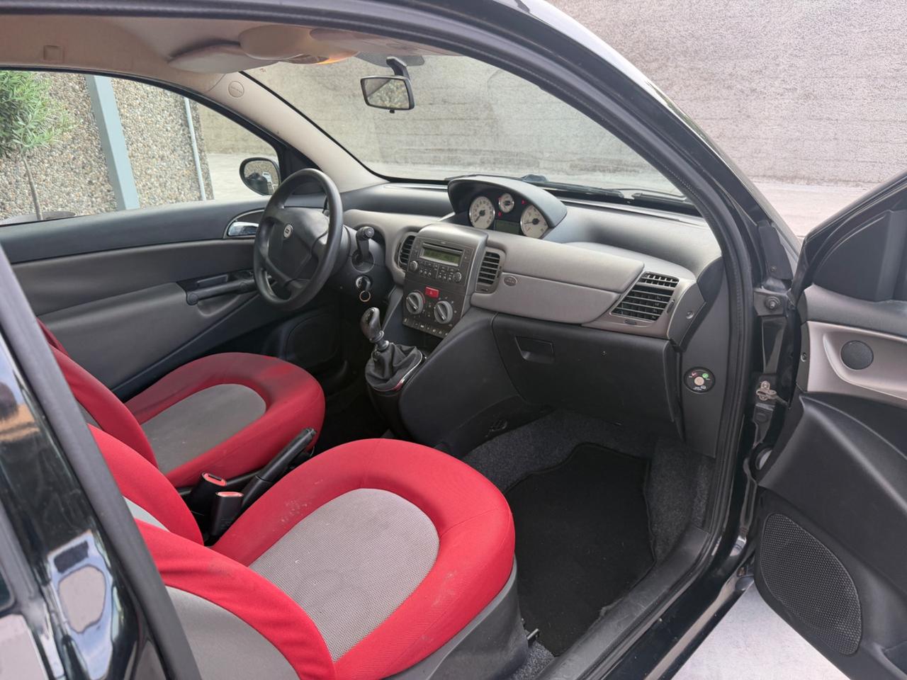 LANCYA YPSIL0N 1.2 BENZINA EURO4 44KW EURO4