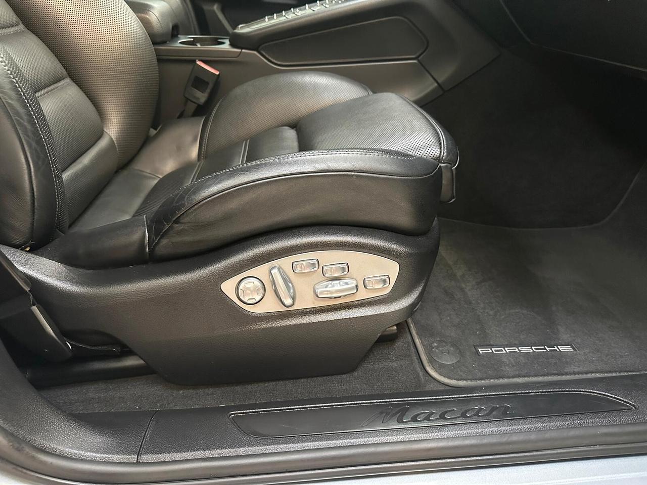 Porsche Macan 2.0 PDK FULL FULL OPT SEMPRE TAGLIANDATA PERFETTA!!!!!!!