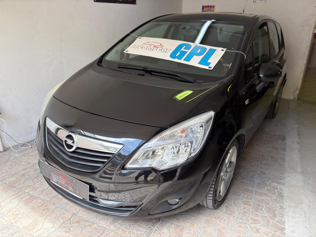 Opel Meriva 1.4 16V GPL-TECH Club