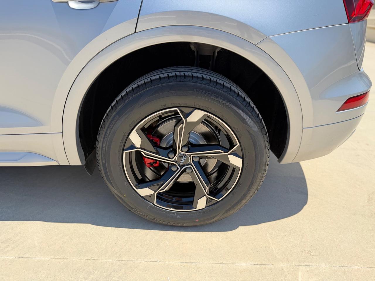Audi Q5 40 TDI quattro S tronic line plus
