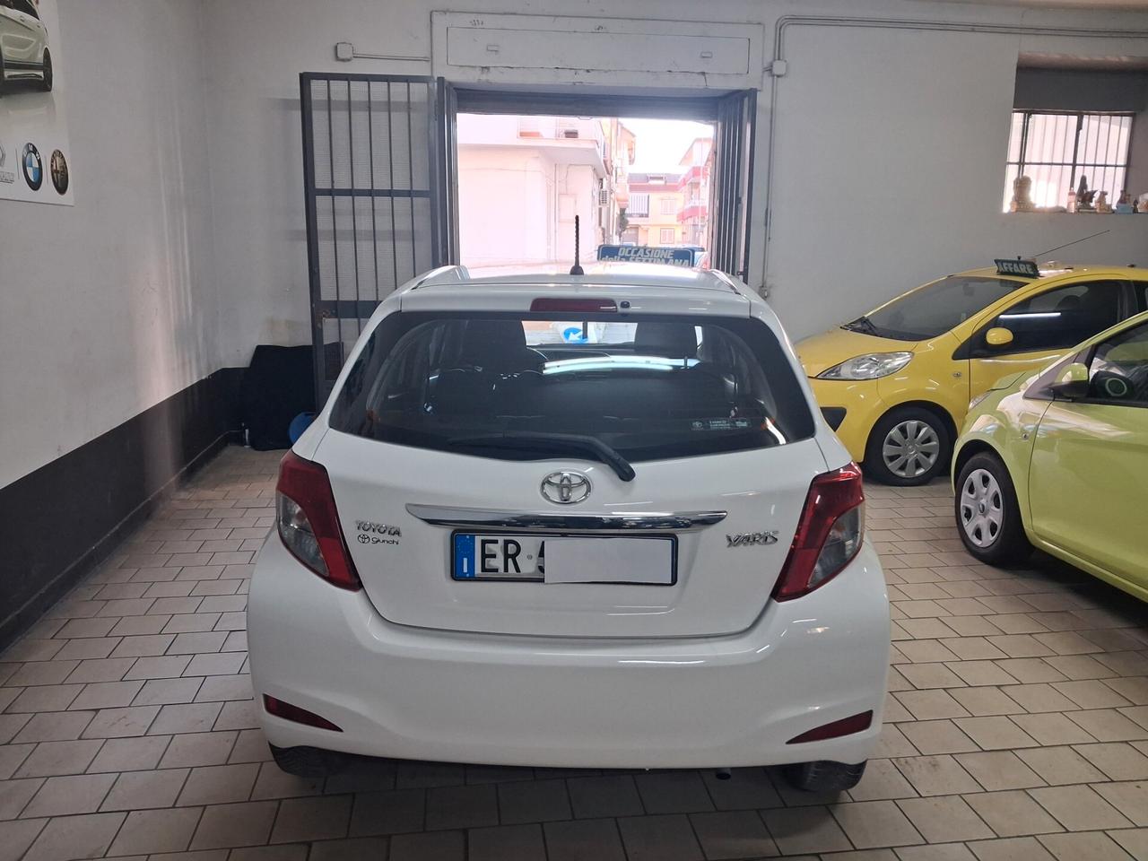 Toyota Yaris 1.0 benzina unico prop 2013