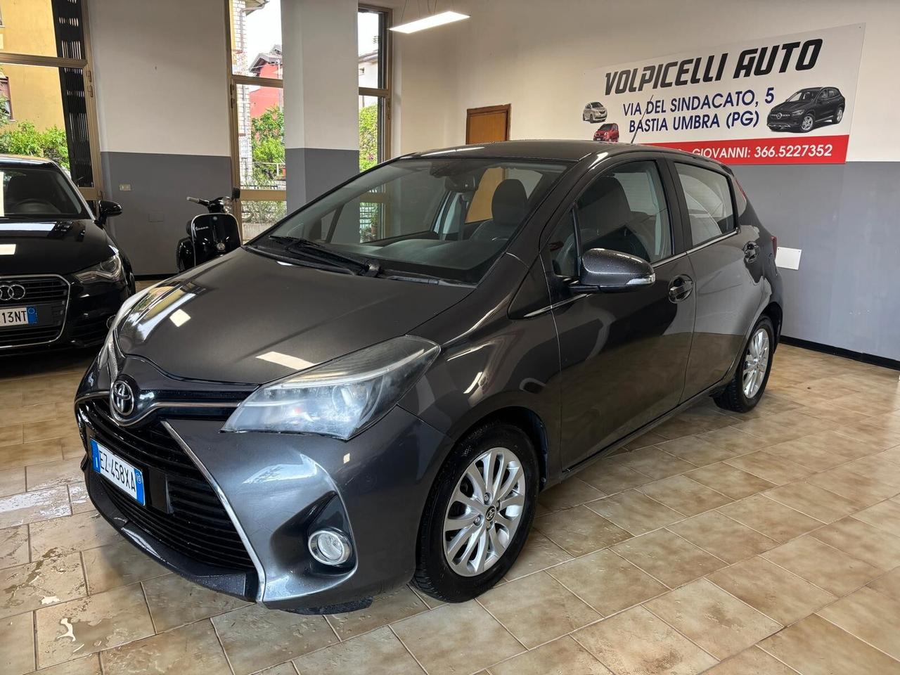 TOYOTA YARIS ANNO 2015 BZ 1.0 ADATTA NEOPATENTATI KM 170 MILA