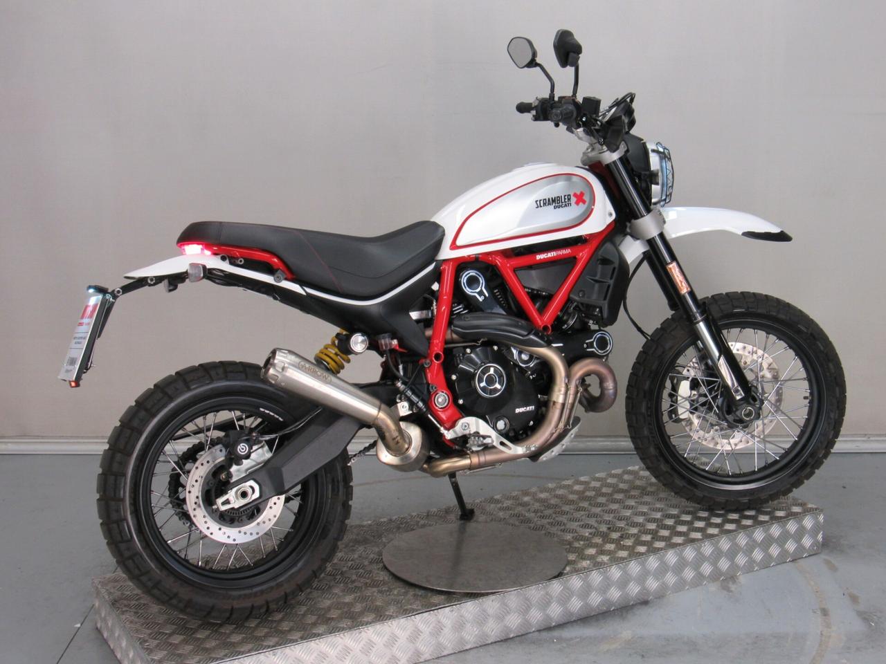 Ducati Scrambler 800 DESERT SLED