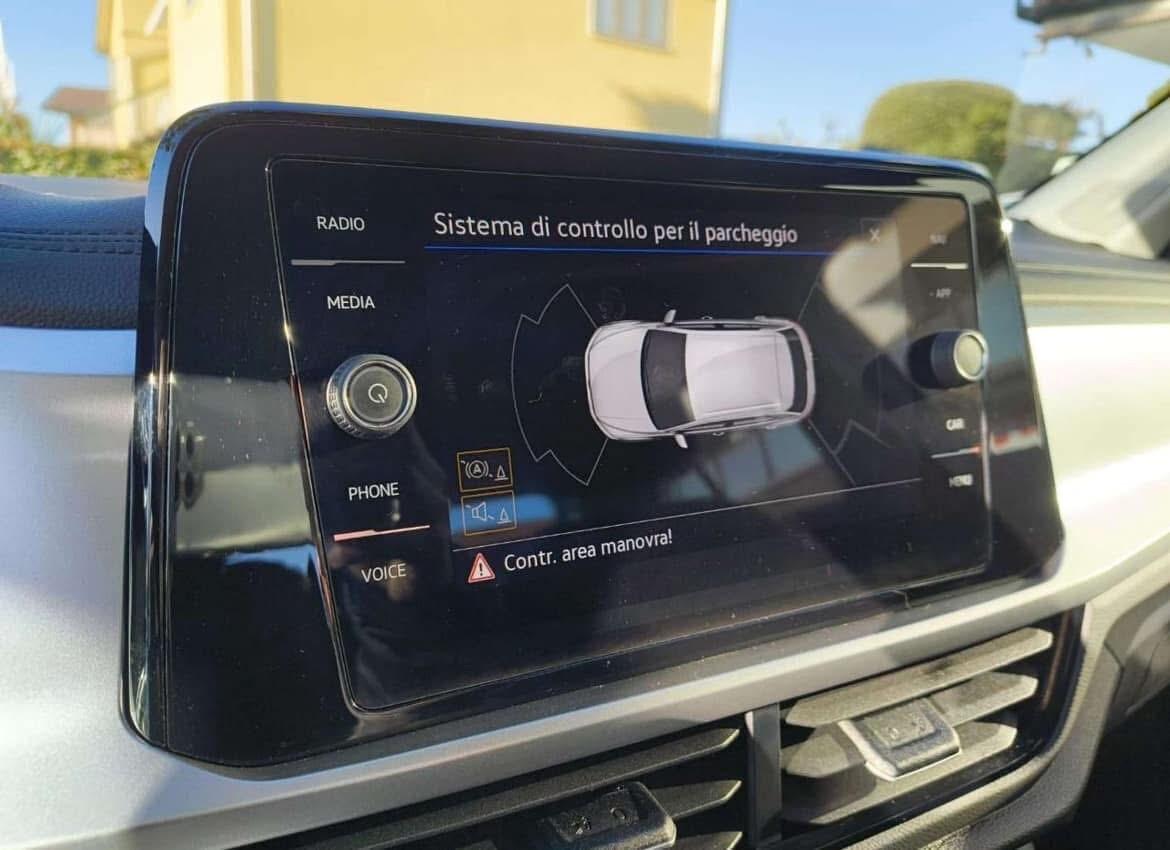 Volkswagen T-Roc 2.0 TDI SCR Life AUTO A NOLEGGIO