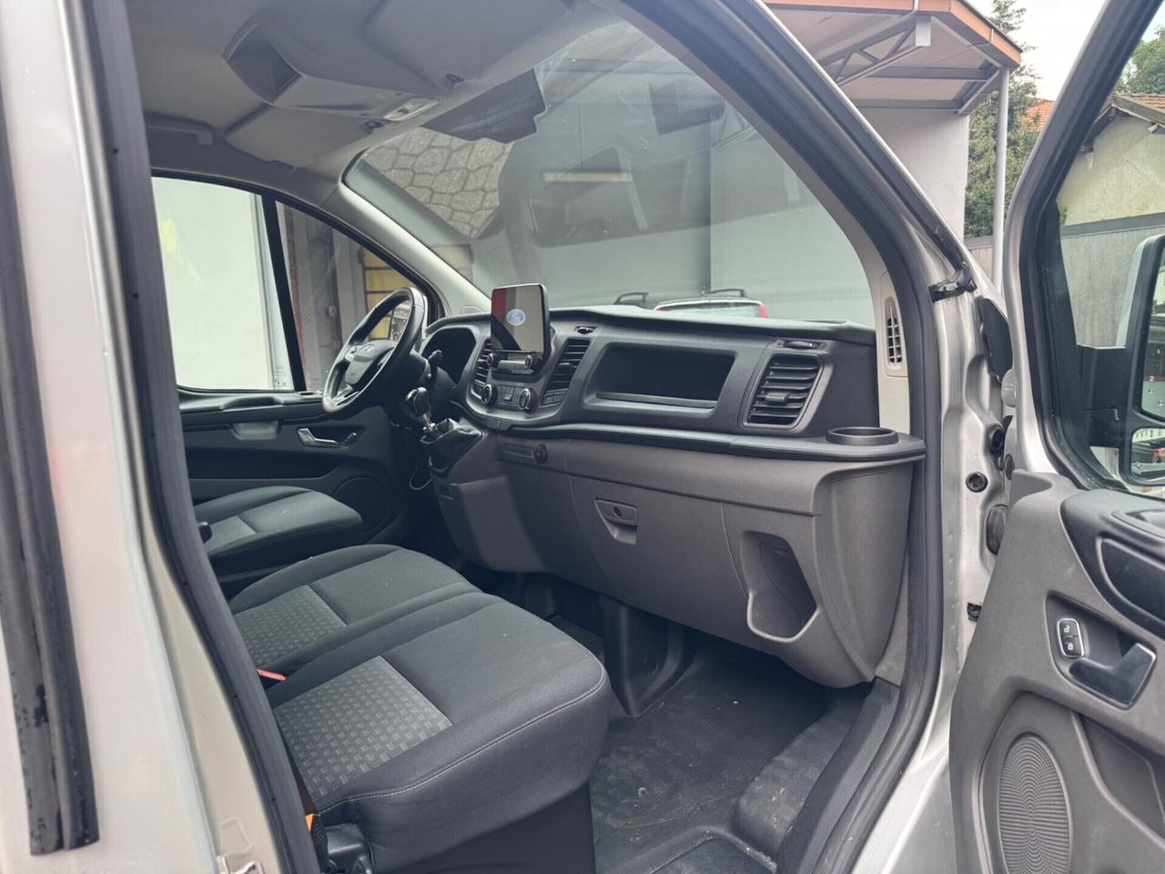 Ford Transit Custom 6 POSTI