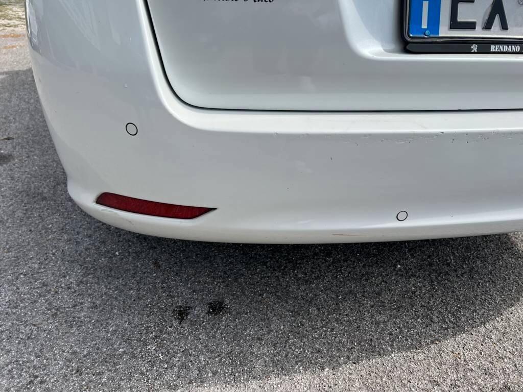 Peugeot 508 BlueHDi 180 EAT6 S&S SW Allure