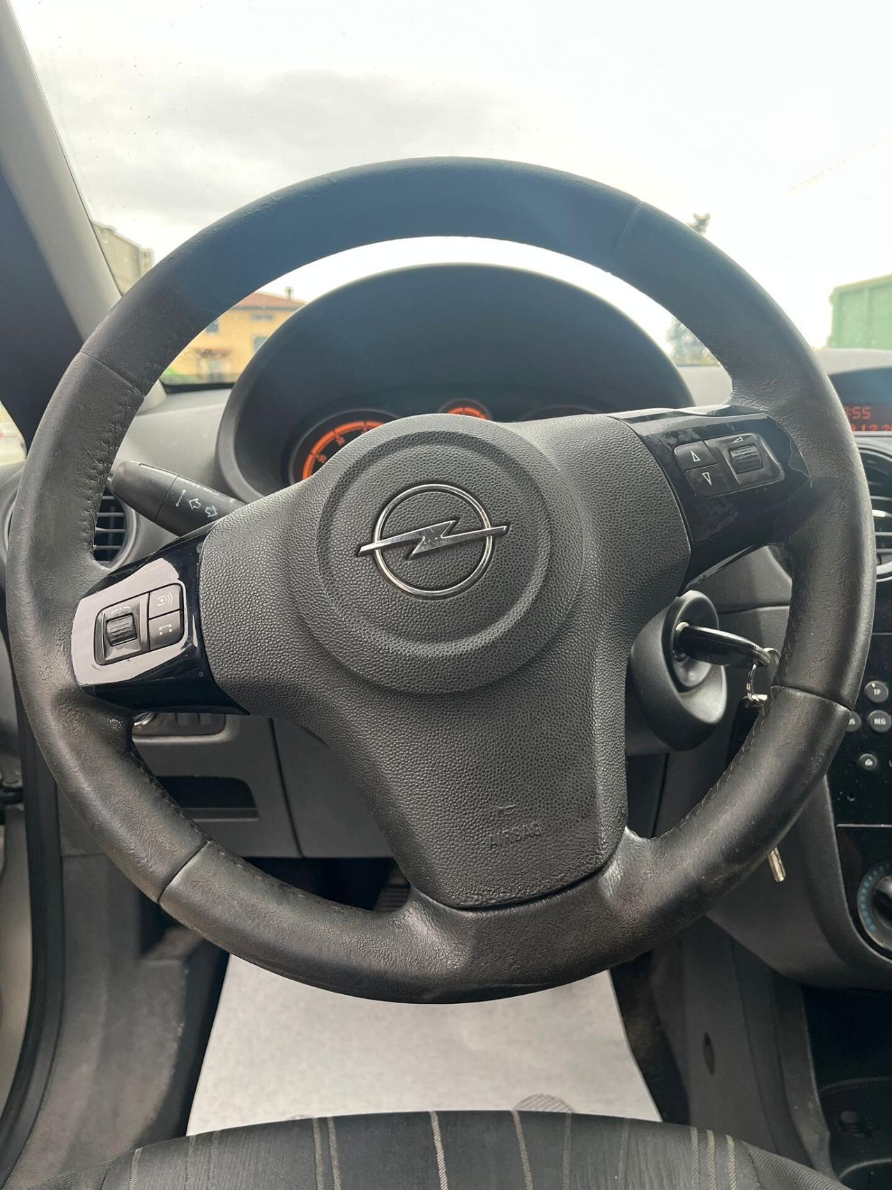 Opel Corsa 1.2 85CV 3 porte GPL-TECH Club - OK NEOPATENTATO
