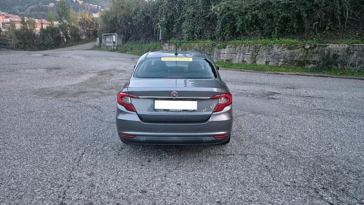 Fiat TIPO 4p 1.6 MJ 120CV Lounge-12/2015- FullOpt
