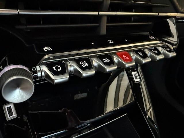 Peugeot 2008 PureTech 100 S&S Allure "KM0"