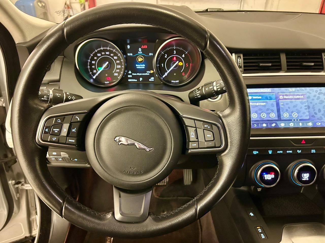 Jaguar E-Pace 2.0D 180 CV AWD aut. First Edition