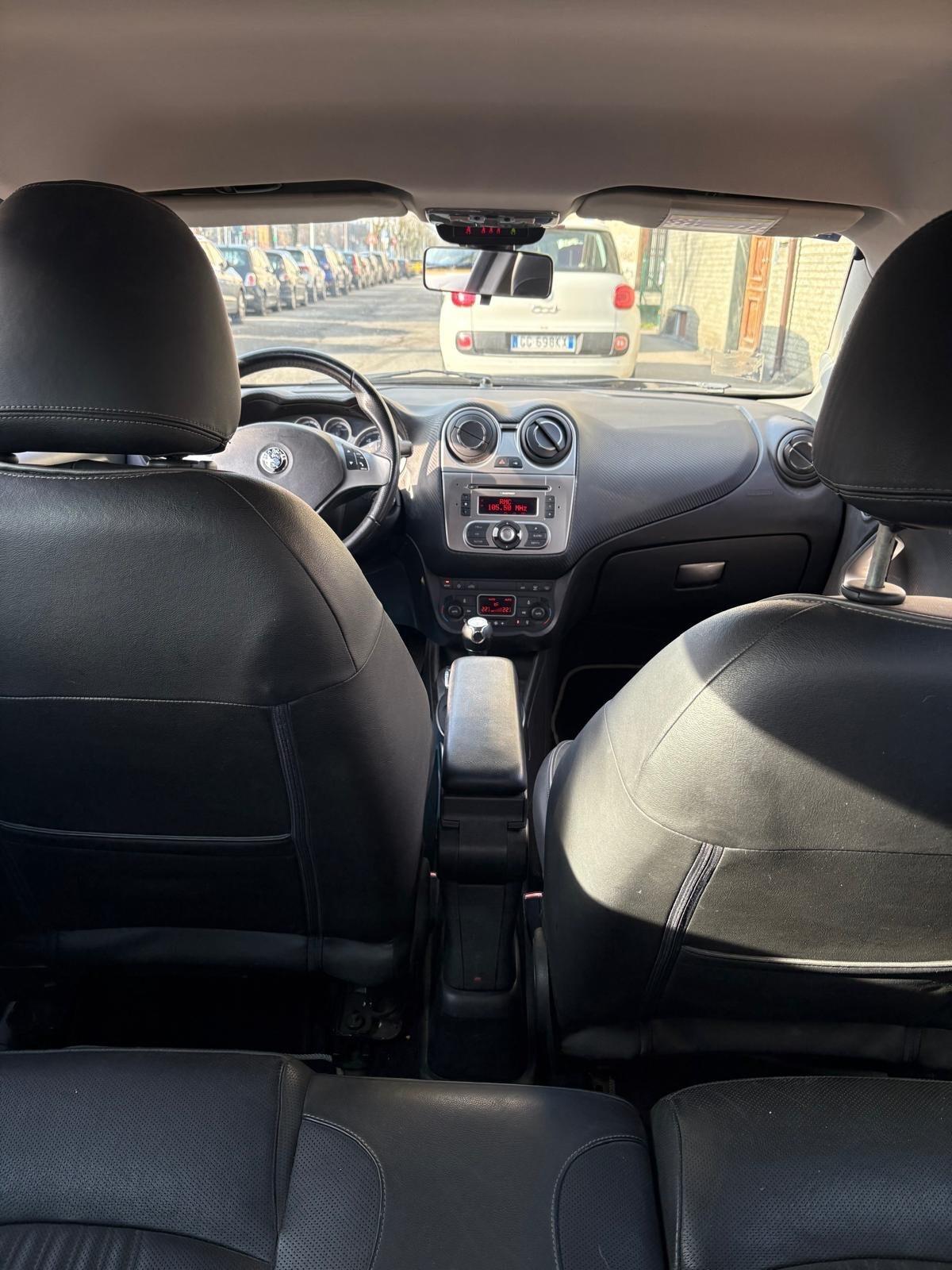 Alfa Romeo MiTo 1.4 T 155 CV Distinctive Sport Pack