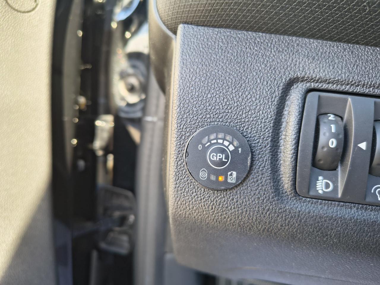 Renault Clio GPL 5 porte 90cv *PREZZO REALE, NO VINCOLI*