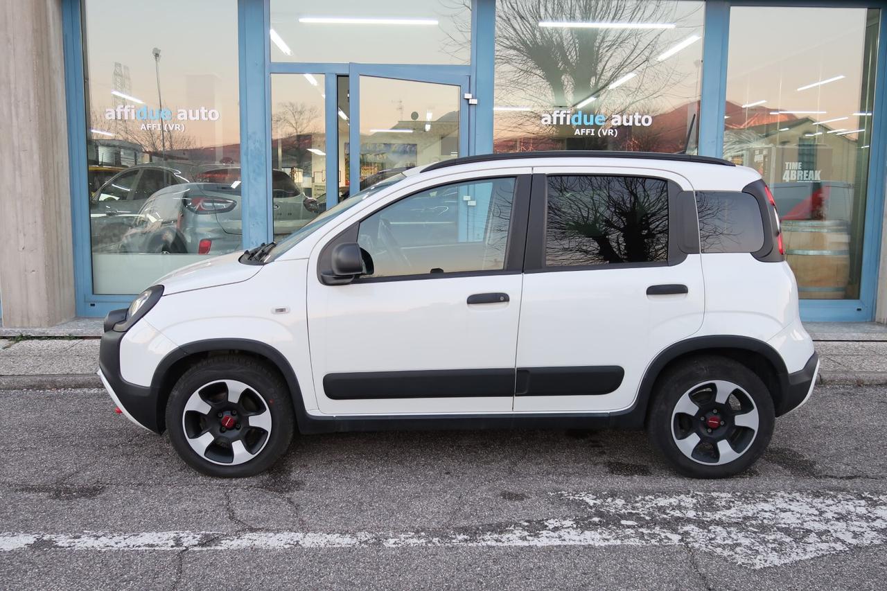 Fiat Panda 1.0 FireFlyHybrid Cross