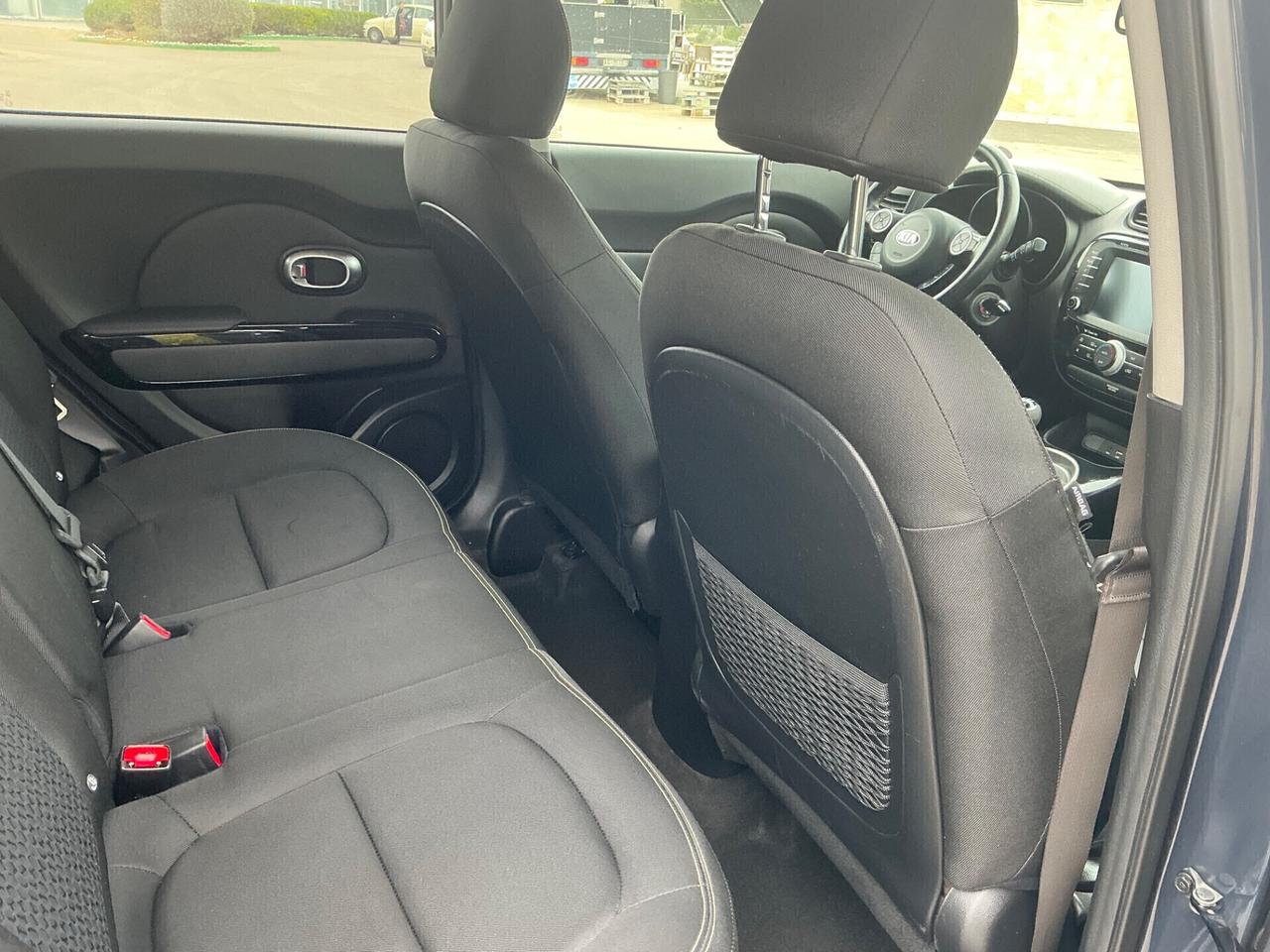 KIA SOUL 1.6 CRDI 136 Cv STRAFULL BI-COLOR 10/2016