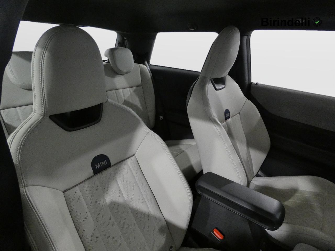 MINI Mini 5ª serie (F66) - Mini Cooper C Favoured