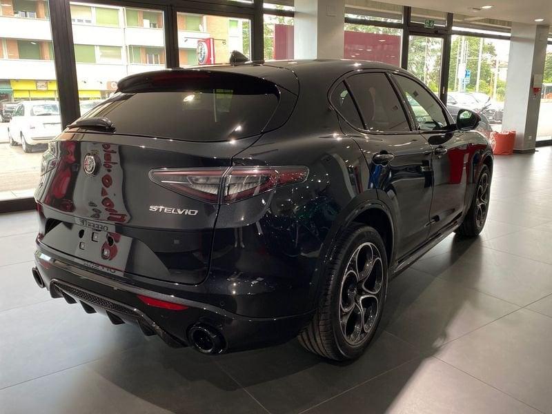 Alfa Romeo Stelvio Stelvio 2.2 Turbodiesel 210 CV AT8 Q4 Veloce KM0 Nero Vulcano