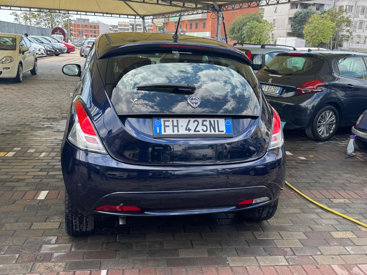 Lancia Ypsilon 1.2 69 CV 5 porte Gold