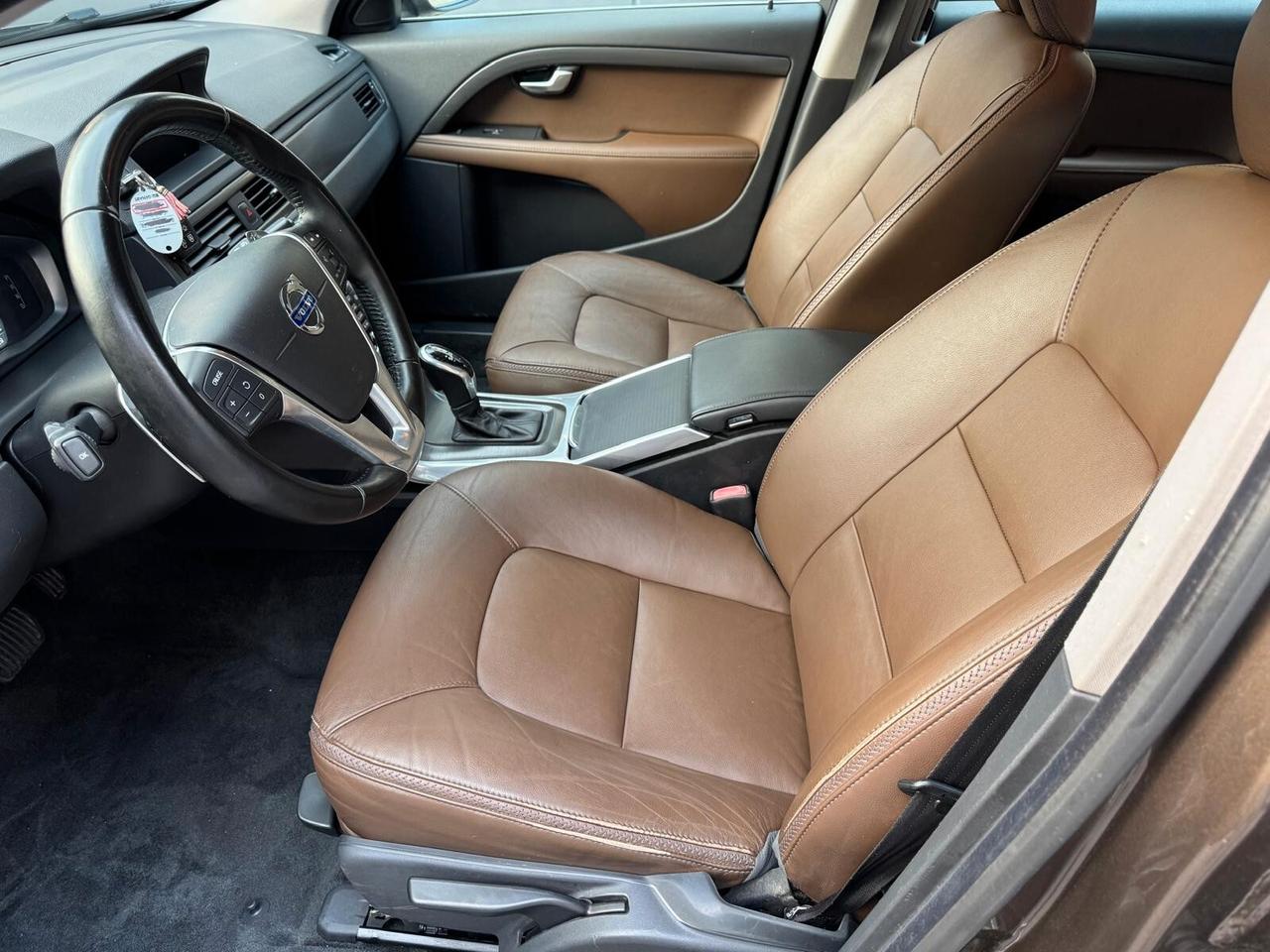 Volvo XC 70 D4 AWD Geartronic Momentum*EURO5B*FULL